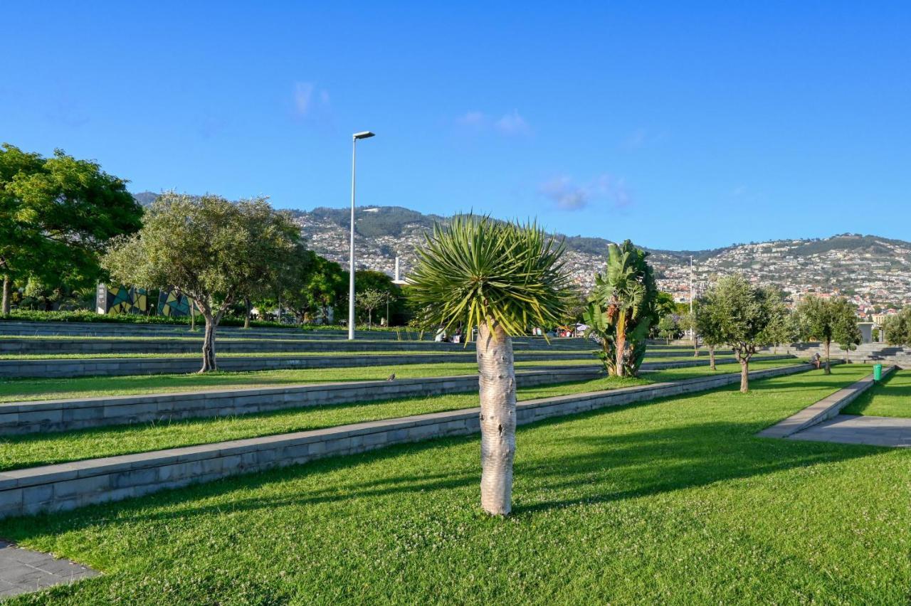 Colombo Square, A Home In Madeira Funchal  Luaran gambar